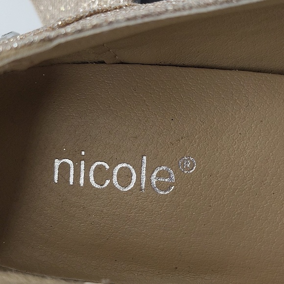 609- Nicole Platforms Heels Size 8 M - Picture 8 of 9